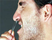 إزالة شعر الأنف يؤدى إلى الإصابة بالأمراض المتوطنة