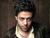 تعرف على الآلة التى يعشق تامر عاشور العزف عليها 