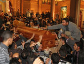 الأمن والكنيسة نقلا الصلاة على الضحايا إلى دير بالصحراء خوفاً من المصادمات