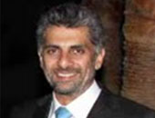 ما علاج خلع الكتفين؟