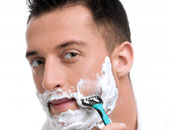 تعرف على 5 أخطار لحلاقة الذقن باستخدام صابون الوجه
