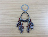 بالصور.. إكسسوار الصلصال الحرارى للباحثات عن الأناقة والدفء