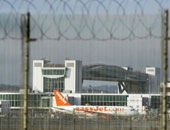 إعادة فتح مبنى الركاب 3 فى مطار مانشستر بعد تفجير محكوم