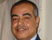 نائب جامعة جنوب الوادى يعلن بدء الدراسة بكلية طب الأقصر الجديدة العام المقبل