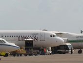 الاتحاد العام لعمال ليبيا يهدد بإيقاف حركة الطيران بالبلاد فى 13 مارس