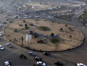  بلطجية بميدان التحرير يعتدون على شخص بالأسلحة البيضاء