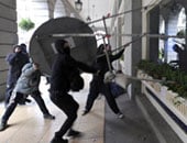 مجهولون ملثمون يهاجمون متجرا شهيرا فى العاصمة الألمانية