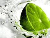 7فوائد للماء الدافئ بالليمون.. أهمها تنظيف الكبد وحرق الدهون