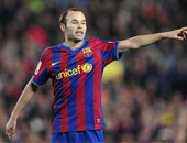 صحف إسبانيا تحتفل بالمونديال الأول برصد حياة الرسام "أنييستا"