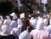 إضراب العاملين بمستشفى الهلال بطنطا