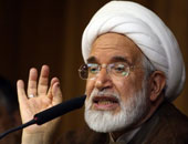 المعارض الإيرانى البارز كروبى يدلى بصوته فى الانتخابات