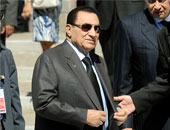 مبارك يستنجد بمحامى «نواب القروض» ويرسل إليه توكيلا للدفاع عن الأسرة