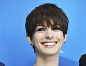 بالصور.. آنا هاثاوى وهيو جاكمان يتألقان فى مهرجان برلين