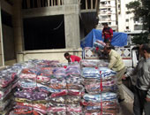 نقابة أطباء مصر توزع 2500 بطانية شتاء بالإسكندرية