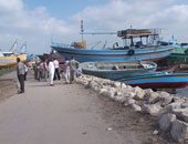 استمرار احتجاز 64 صياداً مصرياً بـ"اليمن".. وشيخ الصيادين: الخارجية تتابع التحقيقات