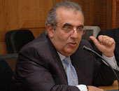 لماذا لا يحاسب وزير الصحة المسئولين عن طعم الحصبة الألمانية الذى يجهض الحوامل؟