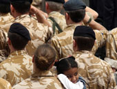 الجيش البريطانى يرفع الحظر على مشاركة النساء فى خطوط المواجهة