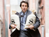 فيديو جراف.. "لحوم مجمدة وخلايا نحل وعلبة جبنة".. أغرب طرق التهريب