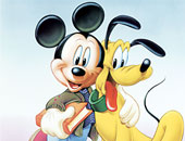 ميكى وبلوتو رسموا معايا لوحة فنية بالدقيق والمربى على سجاد البيت.. ويقولك ده فار