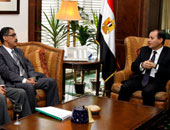 وزير الإعلام يستقبل نقيب الصحفيين