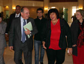 وزير الثقافة: الدولة حريصة على دعم الكتاب كالخبز تماما