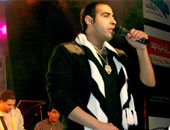 محمد عدوية يؤجل ألبومه ويكتفى بـ" كلمة 2"