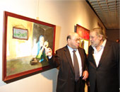 بالصور.. نجوم الثقافة والفن فى افتتاح معرض حسين نوح بالأوبرا