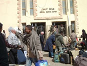 سفر وعودة 523 مصريا وليبيا و6 شاحنات عبر منفذ السلوم خلال 24 ساعة