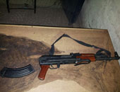 ضبط عاطل سرق بندقية آلية من داخل غرفة "السلاحليك" بقسم ثان المحلة