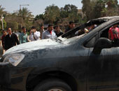 القبض على المتهمين بحرق سيارة شقيقهما لخلافات أسرية في الصف