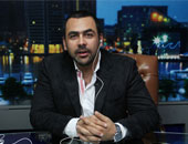 يوسف الحسينى مستنكرا إشارات محافظ الإسماعيلية:"هما هيصبعولنا ولا إيه"