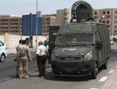مصفحات الشرطة تمشط حرم جامعة الأزهر لمواجهة مظاهرات طلاب الإخوان
