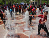 الأجواء ربيعية اخرجوا واتفسحوا وخلوا بالكم من الشمس.. الأرصاد: انخفاض طفيف بدرجات الحرارة.. طقس شم النسيم معتدل بالسواحل الشمالية مائل للحرارة بالوجه البحرى والعاصمة.. وللمواطنين: ارتداء غطاء للرأس وشرب السوائل