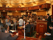 هل توافق على زيادة عدد مقاعد السيدات بمجلس الشعب