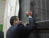 تشميع أحد معارض المنتجات  بالسويس بسبب شكوى عدم ترخيصه