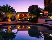 "ديلى ميل" تنشر صورًا لقصر فخم خسره عمر الشريف فى لعبة قمار