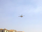 عناصر الإخوان يتجمعون فى ميدان عبد المنعم رياض وسط تحليق طائرة هليكوبتر
