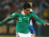 بسبب خطأ ابنها.. محاولة الاعتداء على والدة مدافع المكسيك