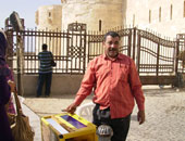 عم بدر الصعيدى اتغرّب فى إسكندرية من 25 سنة عشان يبيع فريسكا.. نفسه يبقى عنده مصنع ويغزو السوق الأجنبية