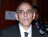 العاملون بشركة غاز القاهرة يدخلون فى إضراب مفتوح أمام البترول