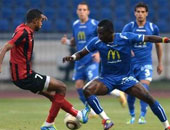 صمويل أفوم يتقدم لدجلة فى شباك طلائع الجيش.. وطرد أحمد عيد