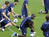 ثلاثى إيطاليا المصاب يسابق الزمن للحاق بنصف النهائى