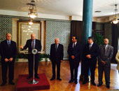 الجامعة العربية تقيم حفل توديع للسفير الفلسطينى بالقاهرة لانتهاء عمله.. العربى: السفير كان خير ممثل للفلسطينيين فى مصر.. وبركات الفرا: أتمنى زوال الاحتلال وإقامة قمة عربية قريبا فى رحاب القدس