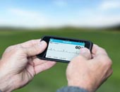 هاتف ذكى يعمل كجهاز رسم قلب بالتقاط الإشارات فى أطراف الأصابع  