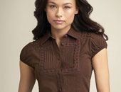 بالصور.. موديلات صيفية مقاومة للحر ومانحة للانطلاق