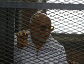 تغيب محمود الخضيرى عن جلسة محاكمته فى "إهانة القضاء".. وإخطار المحكمة بمرضه