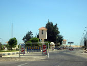 سائق يدهس أمين شرطة للهرب من كمين مرورى