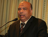 الكتاتنى: مصر لن تكون شاطئاً للعراة