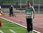 5 تساؤلات مثيرة تنتظر إجابة من حسام البدرى.. هل يعود إكرامى لعرين الأهلى.. ماذا سيفعل مع مراكز القوى فى الفريق الأحمر.. هل ينفذ وصية مارتن يول.. كيف سيواجه الجمهور.. ما هى رؤيته للعقدة الأهلاوية