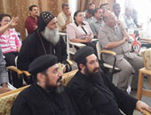 بالصور.. الأنبا بيمن يناقش مسودة لائحة الخدمة بالكنيسة الأرثوذكسية